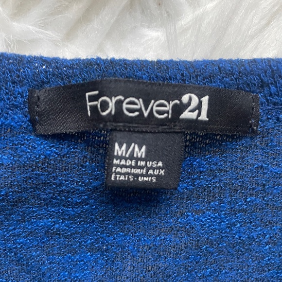 FOREVER 21 Long Sleeve Tshirt MEDIUM - Picture 2 of 3